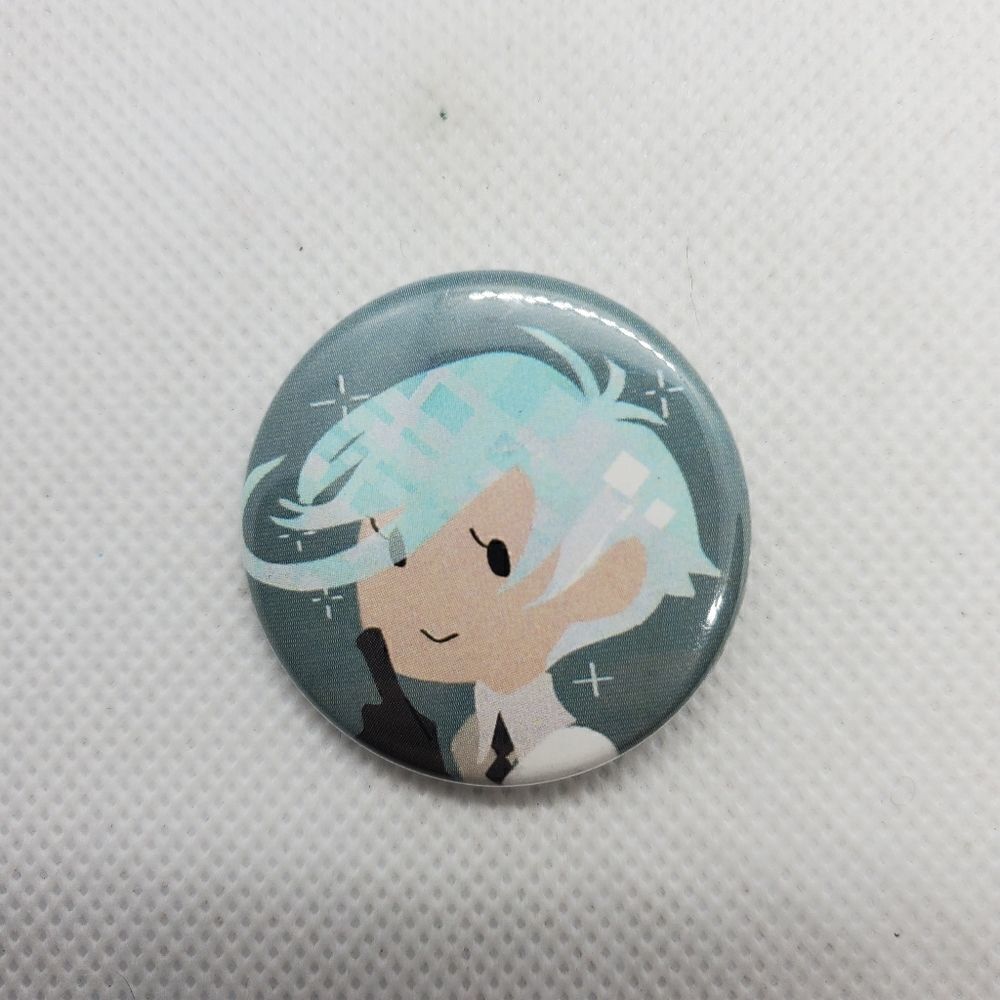 Anime Character Button Pin - Picture 2 of 4